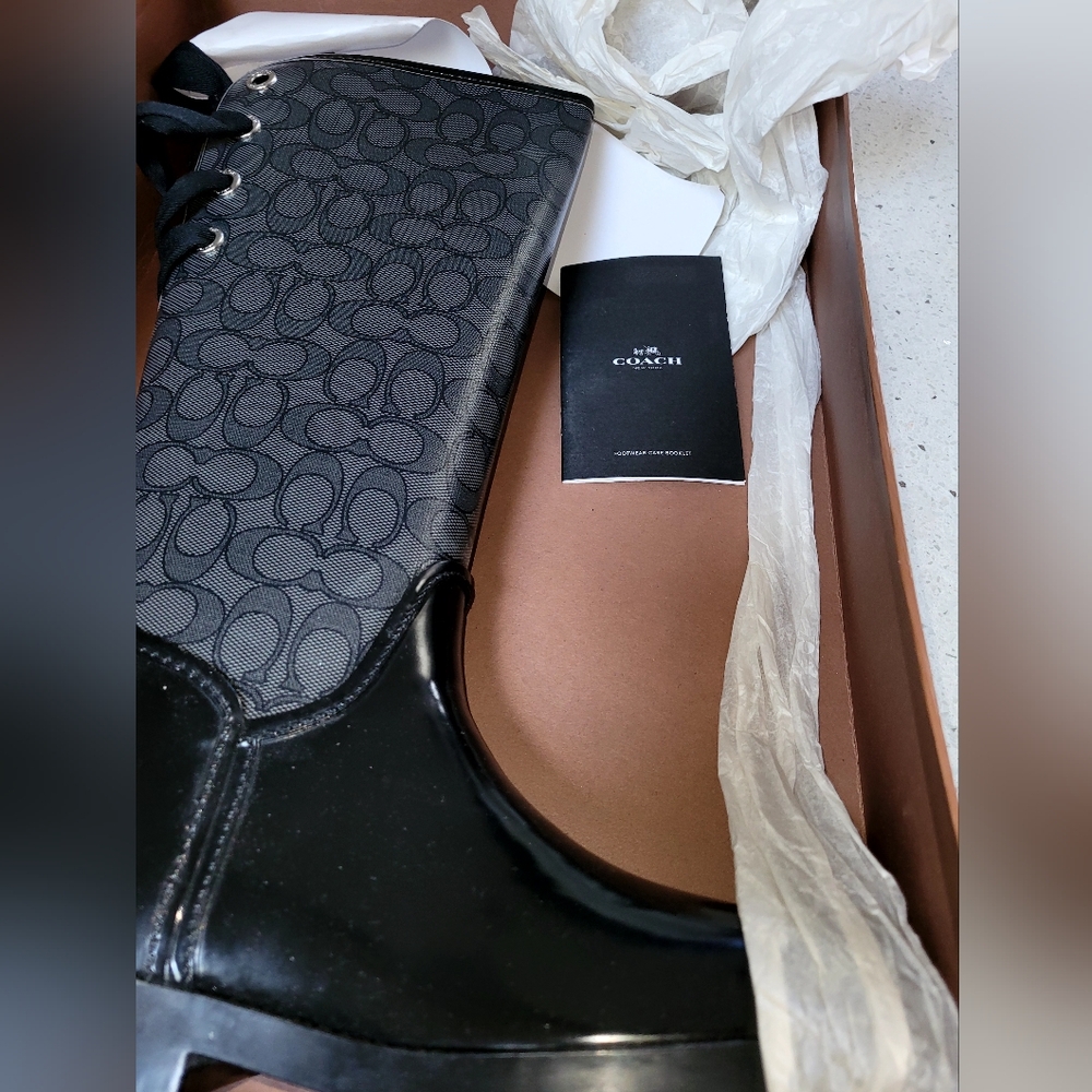 - Coach Tristee rubber rain boots, lined with faux fur obo